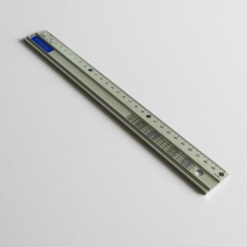 Règle aluminium - 30 cm